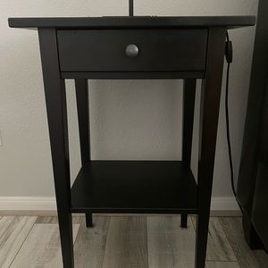 Nightstand (2)